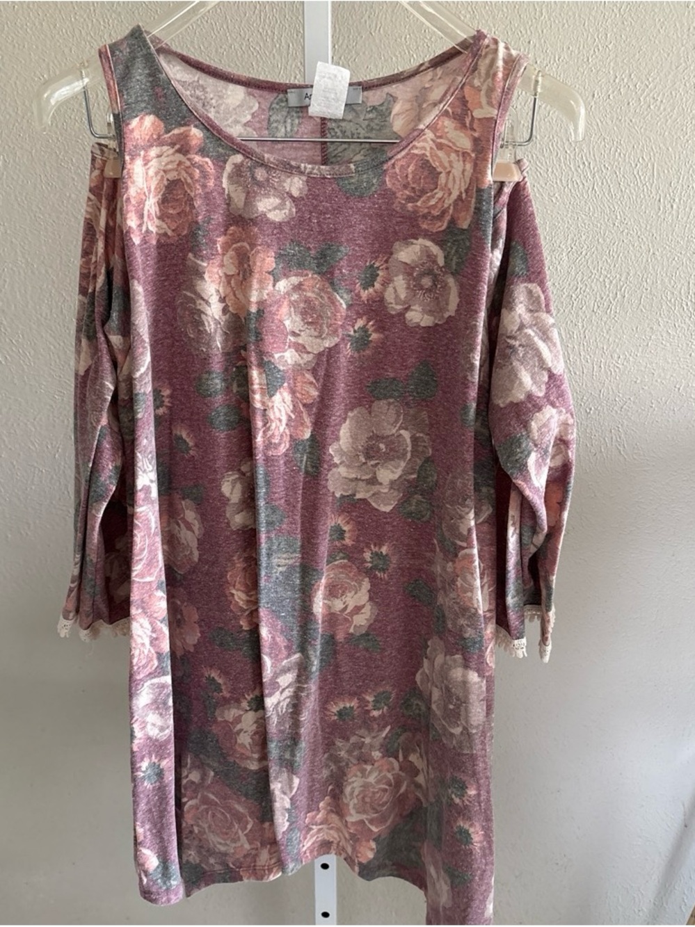 Cold Shoulder Floral Tunic Size XL - Pink